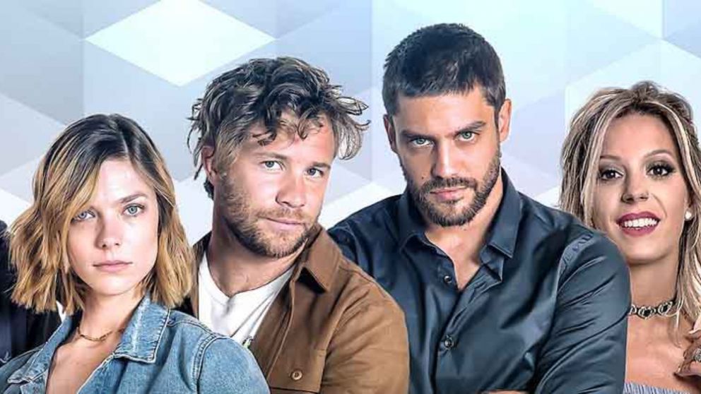 La serie protagonizada por Noelia Marzol, Nico Riera y Yoyi Francella que trata sobre diversas dificultades de la juventud.