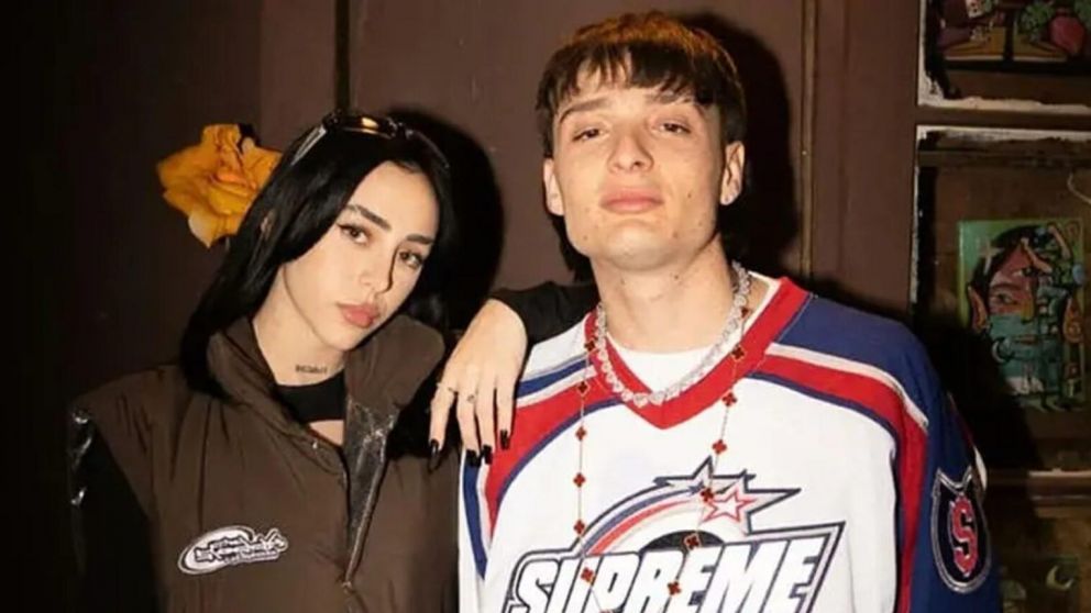 Nicki Nicole y Peso Pluma confirmaron su romance en un d�a muy especial.