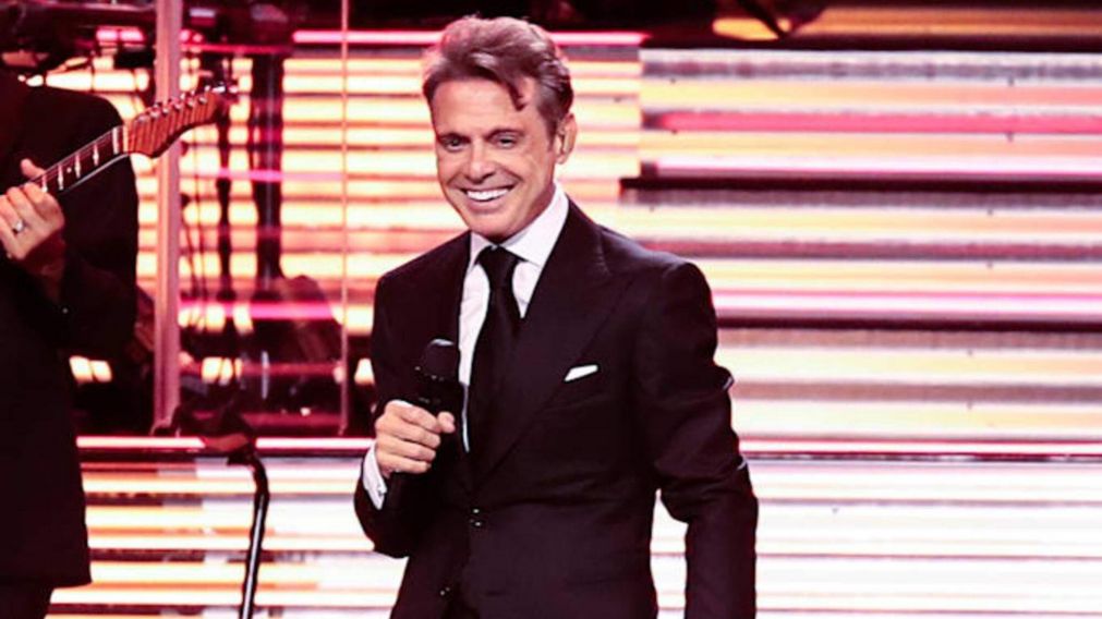 Luis Miguel, irreconocible en su show en Buenos Aires.