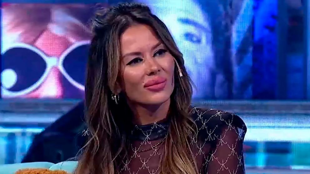 Karina Jelinek sufri� una estafa econ�mica y aparecieron desesperantes mensajes.