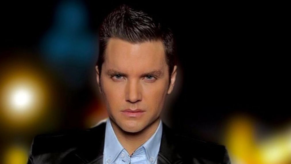 Santiago del Moro, concentrado en el nuevo "Gran Hermano".