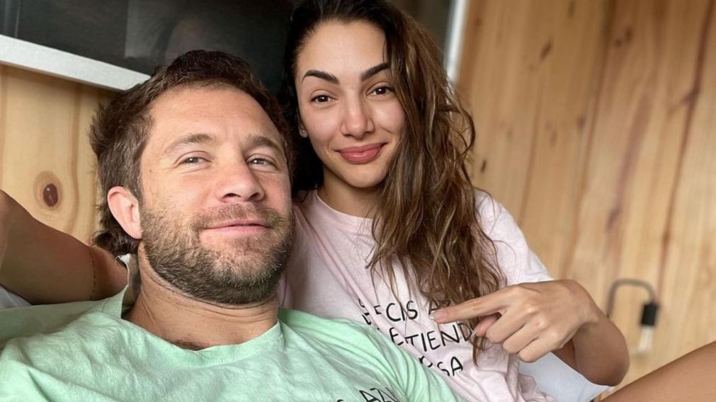 Thelma Fardín y Nico Riera.