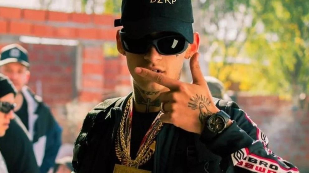 L-Gante recibe el apoyo de su "mafilia" dentro de la c�rcel.