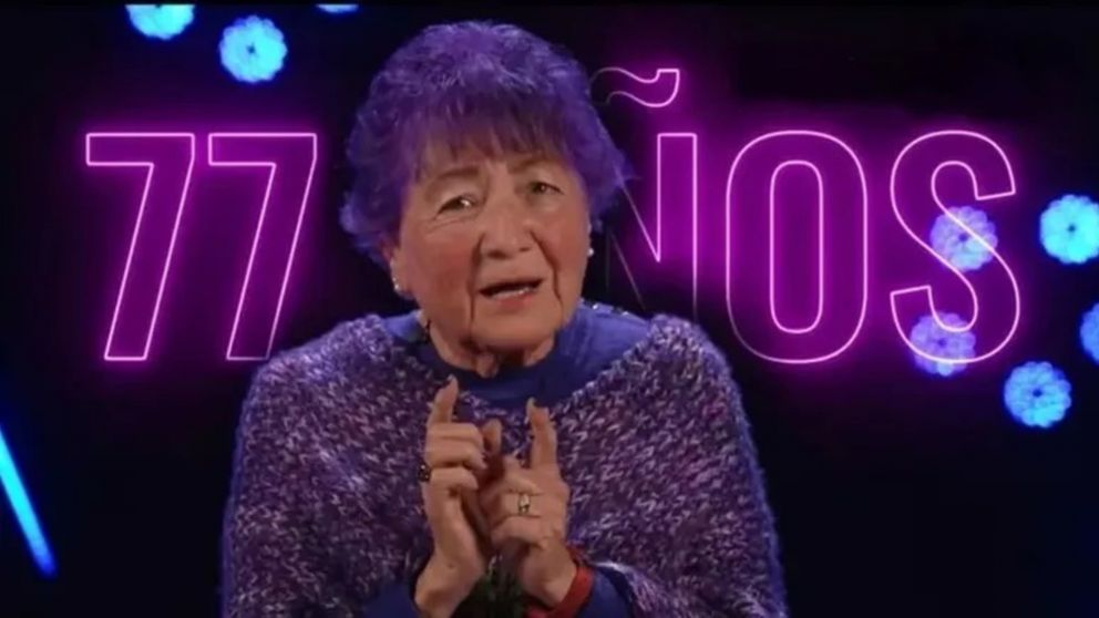 M�nica, participante de "Gran Hermano Chile", dijo una frase y se la relacion� con Romina Uhrig.