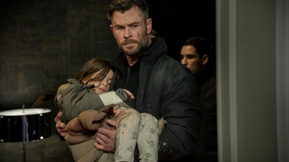 El ex "Avengers" se consolida como héroe de acción. (Foto: Netflix)