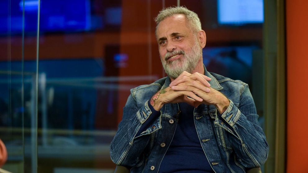 Jorge Rial posteó un emocionante mensaje tras caer internado por un infarto cardíaco en Colombia.