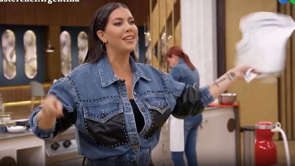 Wanda Nara entonó un tema de la Sole en "MasterChef".