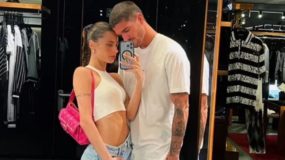 Rodrigo de Paul le dedic� un gol a Tini Stoessel de una forma muy especial.