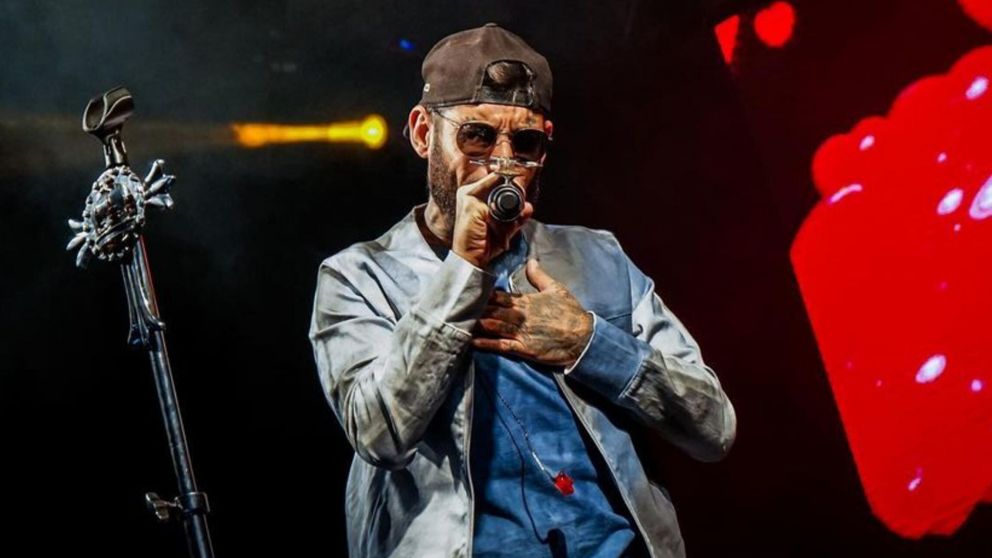Ulises Bueno sufrió una grave lesión en su show.