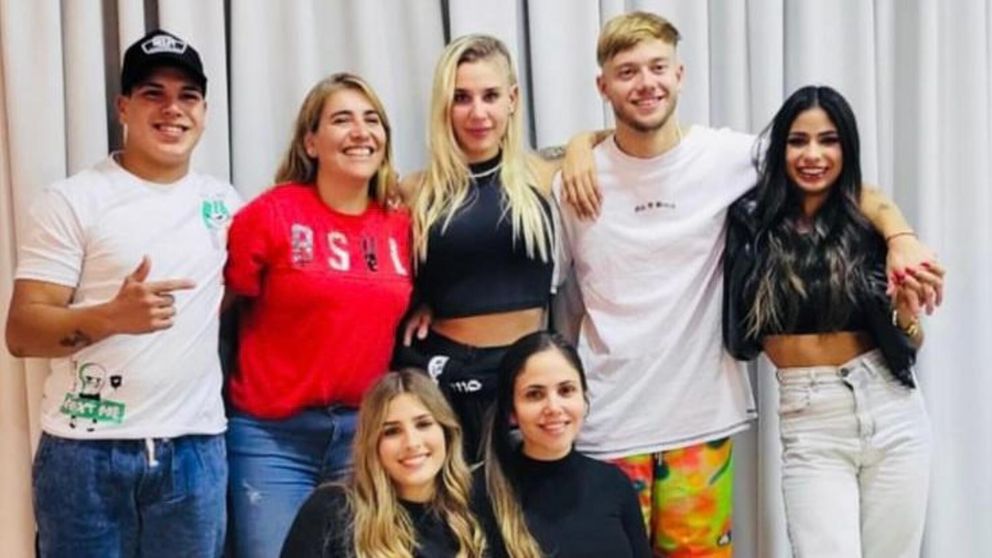 Los ex participantes de "Gran Hermano 2022" se reencontraron, pero un invitado se llevó todas las miradas.