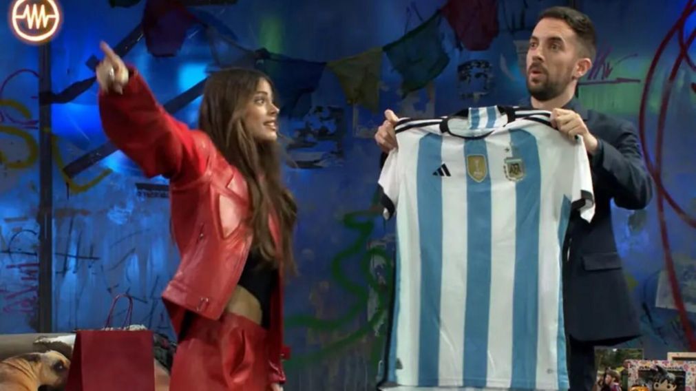 Rodrigo De Paul acompañó a Tini Stoessel a una entrevista y lo trataron de mezquino