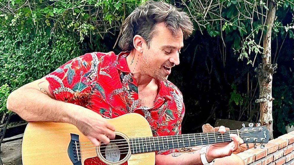 Chano Charpentier dio detalles sobre cómo seguirá su carrera musical.