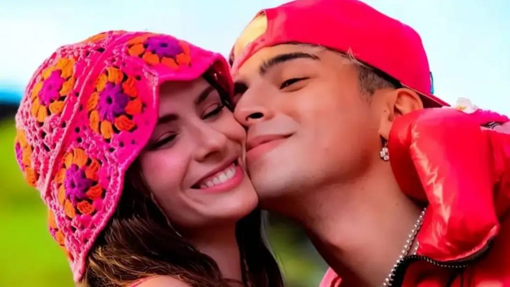 La China Suárez viajó acompañada al recital de Rusherking en Chile.