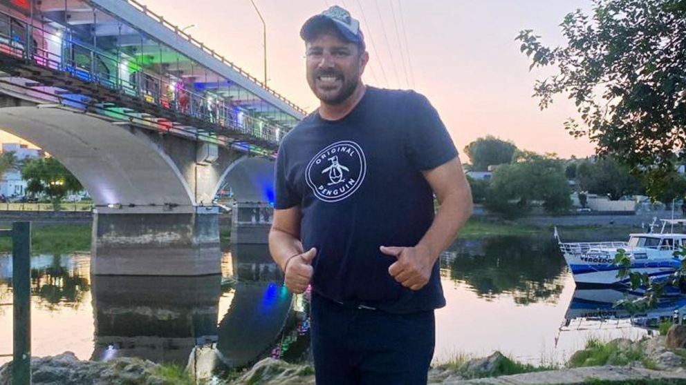 El actor disfruta de su faceta como empresario y hace radio y tev� en C�rdoba.