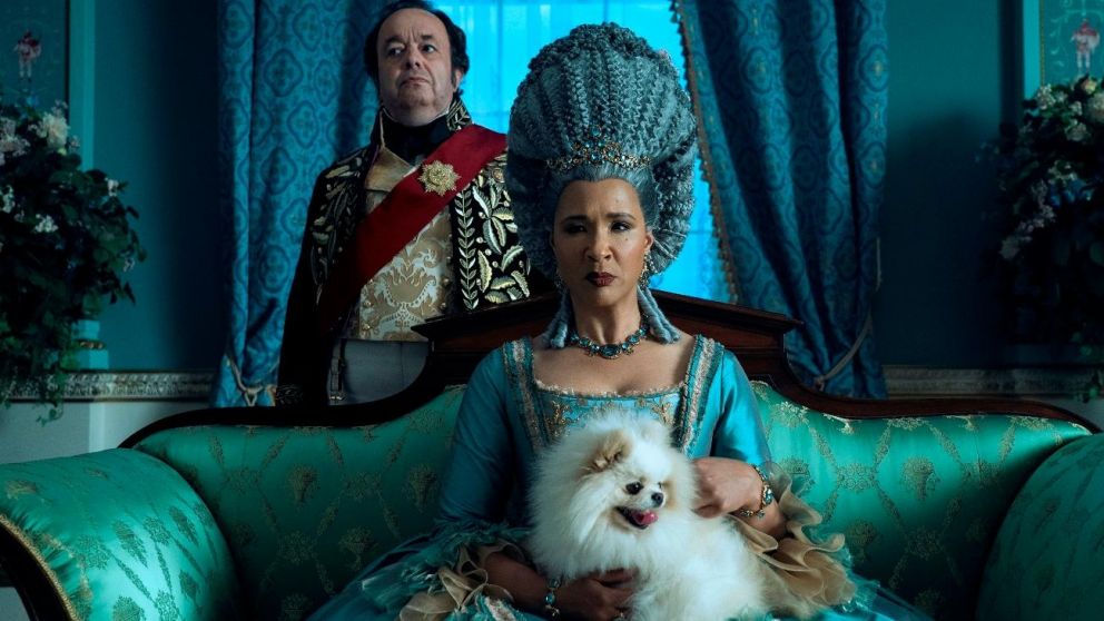 Golda Rosheuvel vuelve a interpretar a la madura soberana Carlota.