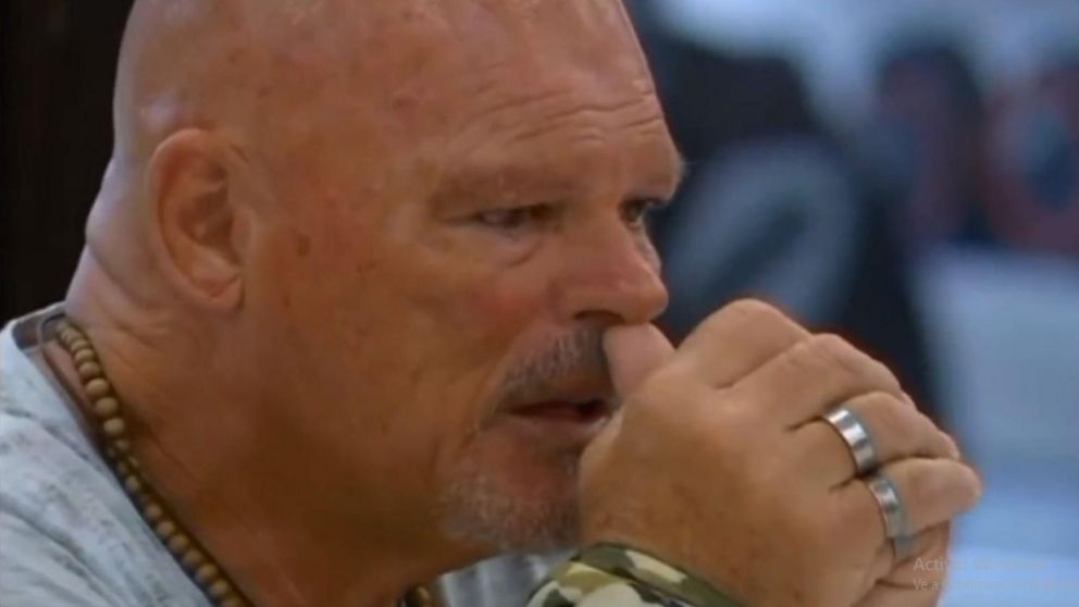 Alfa se emocion� despu�s de su gala de debate.