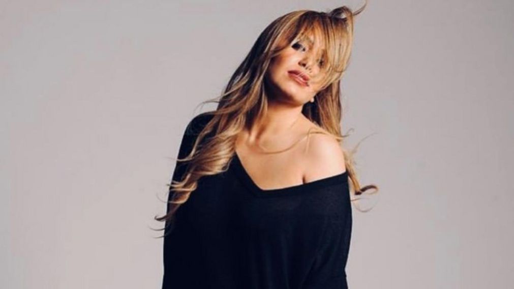 Karina La Princesita lució una bikini y realizó una picante advertencia.