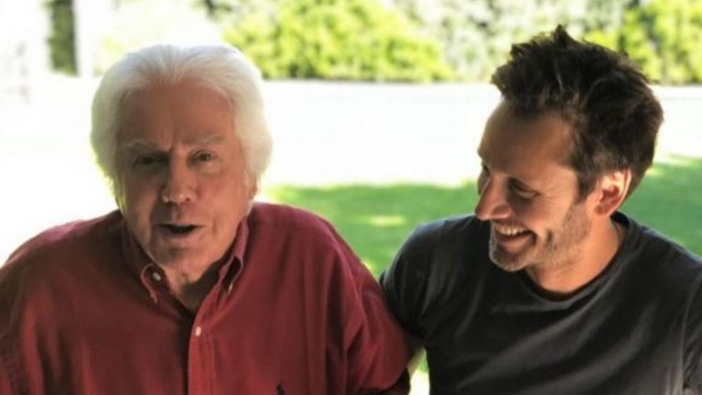 El conmovedor mensaje que le dedicó Benjamín Vicuña a su padre, luego de su fallecimiento.