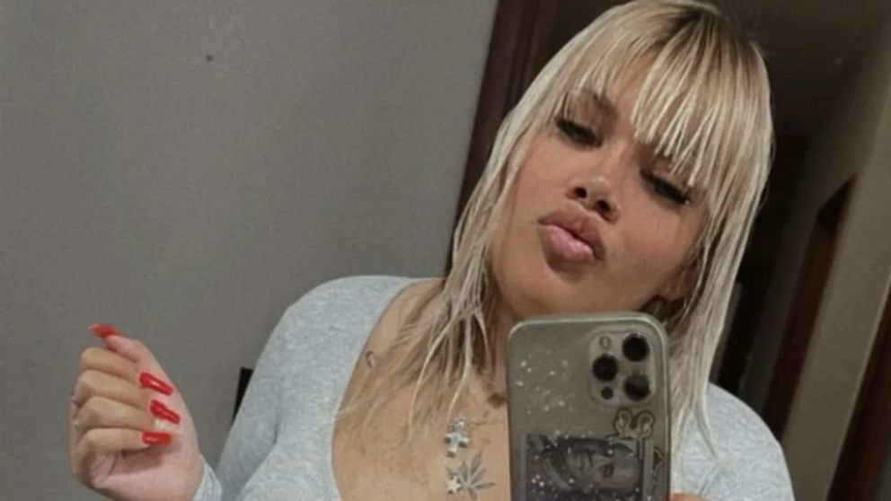 More Rial aseguró que está soltera y pidió "amor" en las redes sociales.