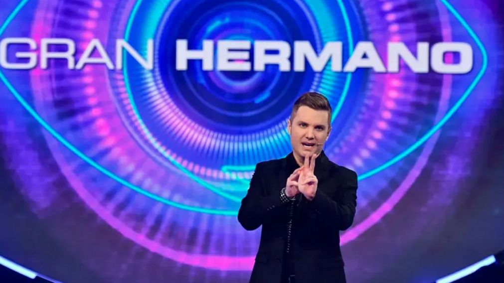 El conductor de Gran Hermano tiene una sorpresa para sus jugadores.