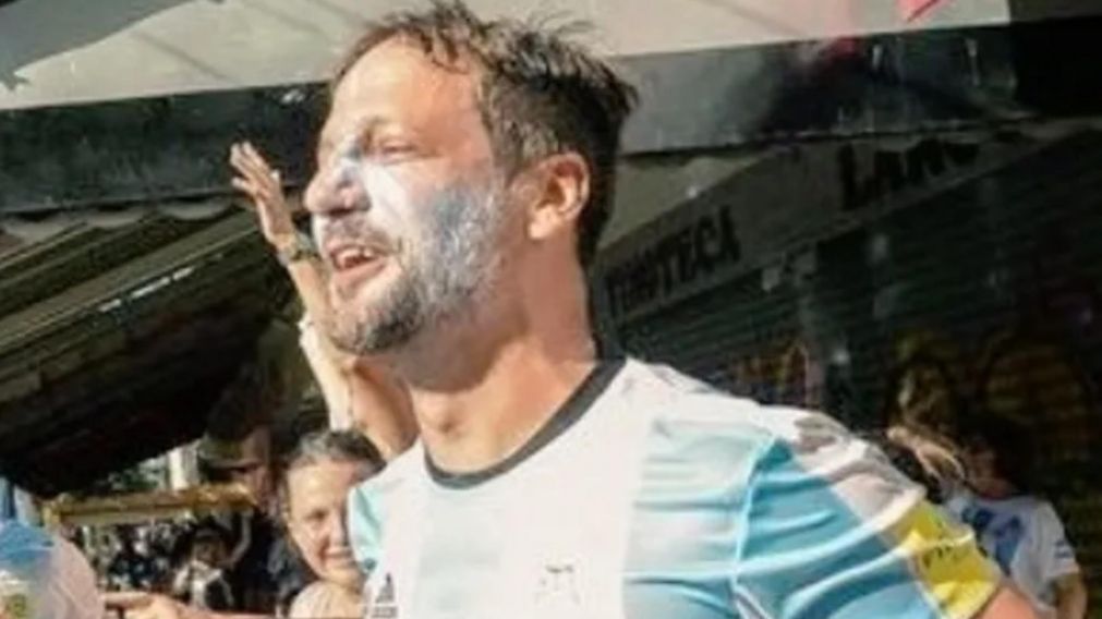 Rodrigo de la Serna gritó con todos "Argentina campeón".