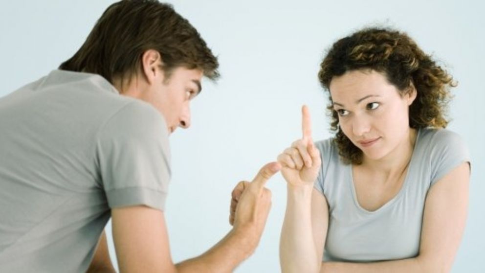 Horóscopo de hoy 11 de noviembre: los signos que deben poner un límite a su pareja