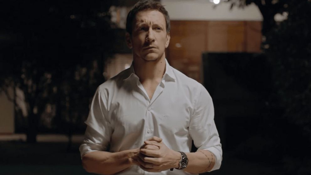 Nico Vázquez se reunió con actores en un bar de Palermo.