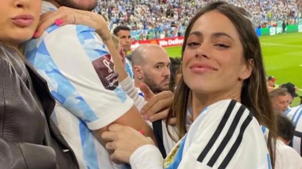 Tini Stoessel, la cábala de la selección en Qatar: el insólito pedido de los hinchas