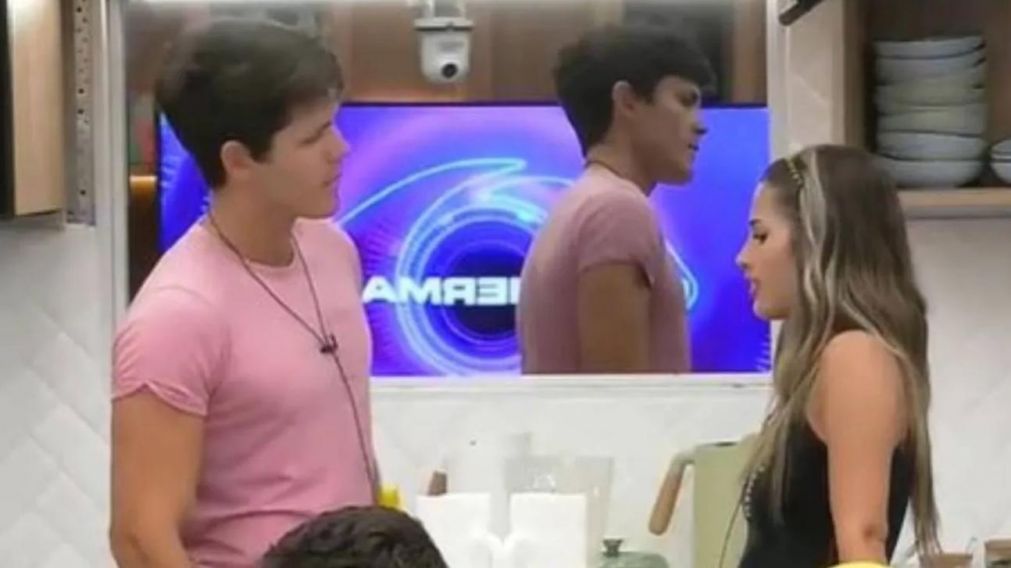 Julieta y Marcos de "Gran Hermano" cada vez m�s cerca.