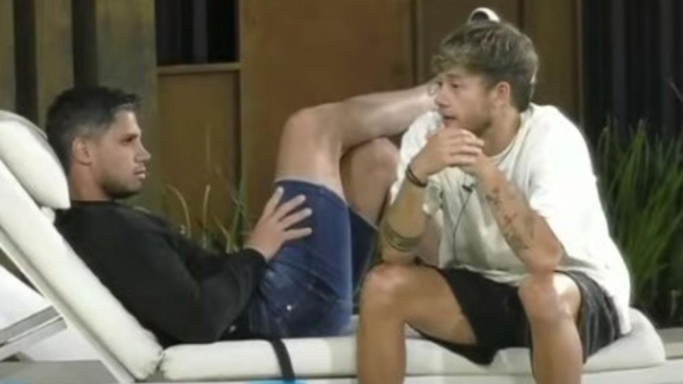 Nacho y Conejo hablan de Daniela