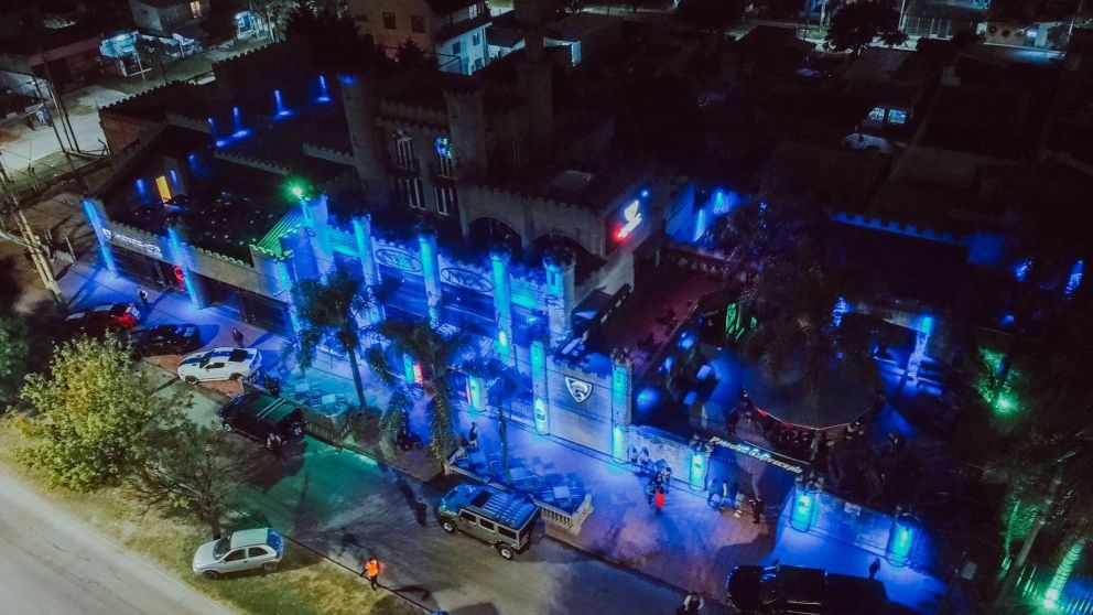 COMPLEJO NYX está de festejo cumple 15 años!