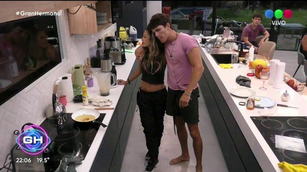 La madre de Julieta Poggio apoya su relación con Marcos de "Gran Hermano".