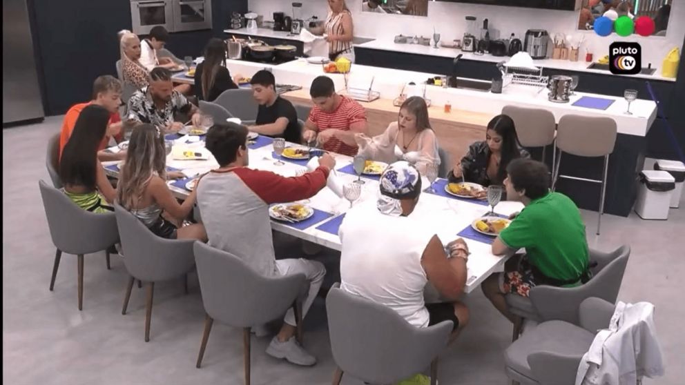 Agustín y Lucila de "Gran Hermano" tuvieron una fuerte pelea durante la cena.