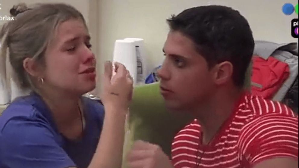 Coti de "Gran Hermano" angustiada luego de que le gritar�n desde el exterior.