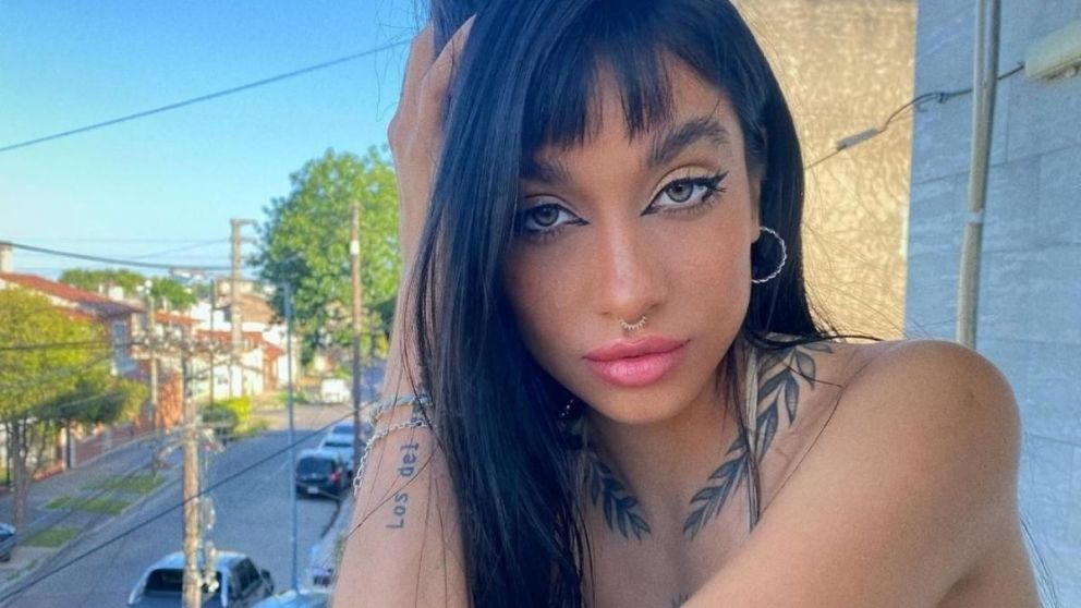 Mar�a Becerra de vacaciones en Espa�a.