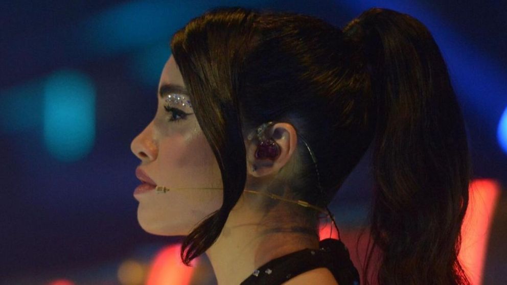 Lali Esp�sito se emocion� en "La Voz Argentina".