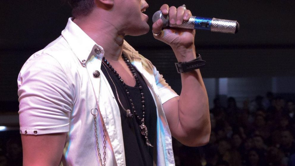 Jean Carlos se prepara para festejar en el Teatro Gran Rex.