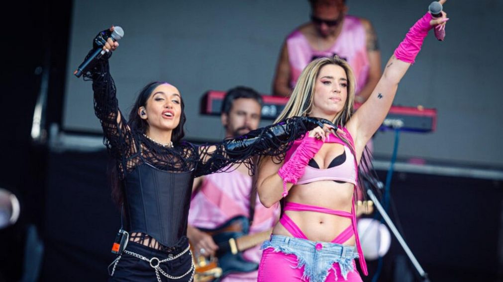 María Becerra y Lola Índigo emocionaron a sus fanáticos con una sorprendente noticia.