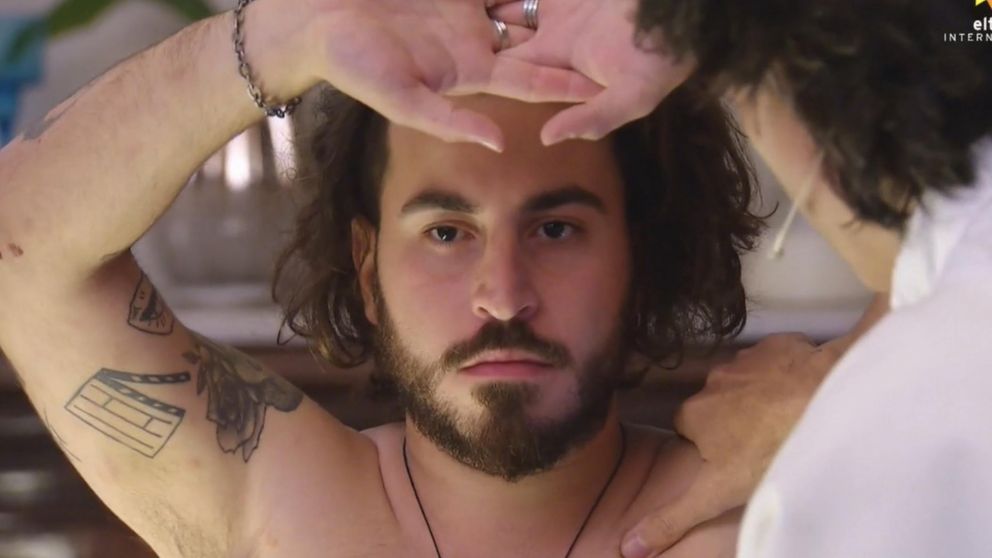 Imanol Rodríguez fue eliminado de "El Hotel de los Famosos" por Martín Salwe.