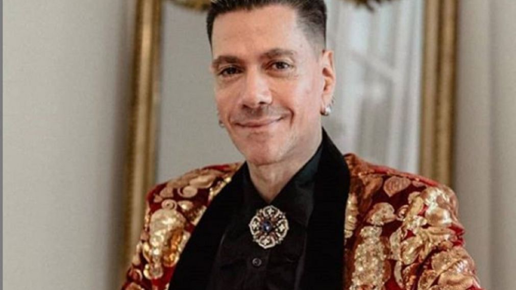 Roberto Piazza regresa con un desfile show en Parque Centenario.