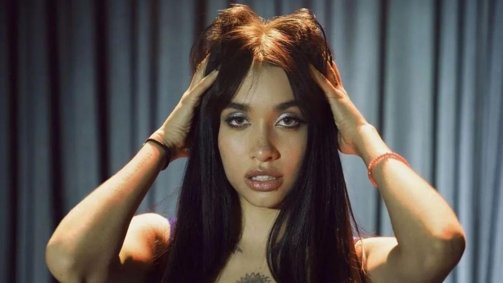 Un futbolista qued� flechado con Mar�a Becerra.