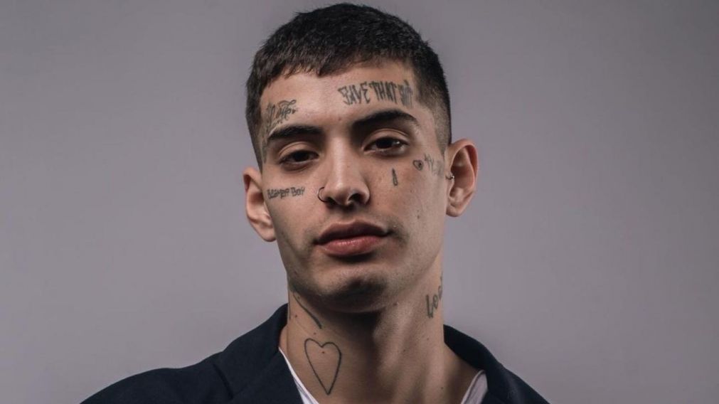 Frijo retoma su carrera musical con un segundo disco.