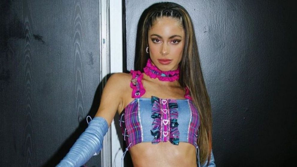 Una joven dijo que se parecía a Tini Stoessel en la puerta de parecidos de "Bienvenidos a Bordo".