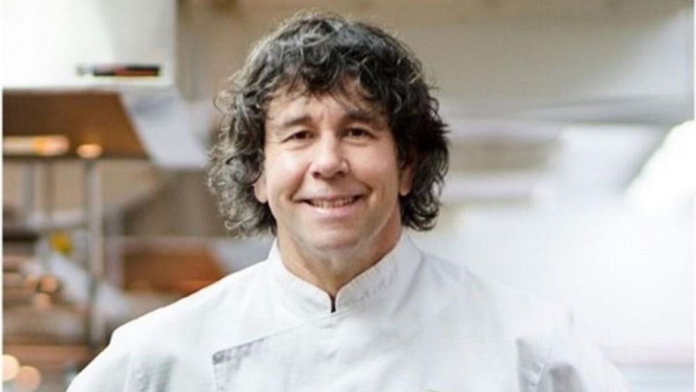 Ariel Rodríguez Palacios y el blooper que protagonizó su esposa en la cocina.