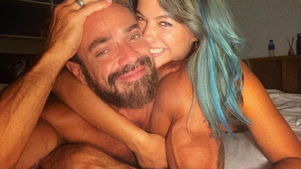 Flor Vigna compartió un video íntimo con Luciano Castro desde la cama.