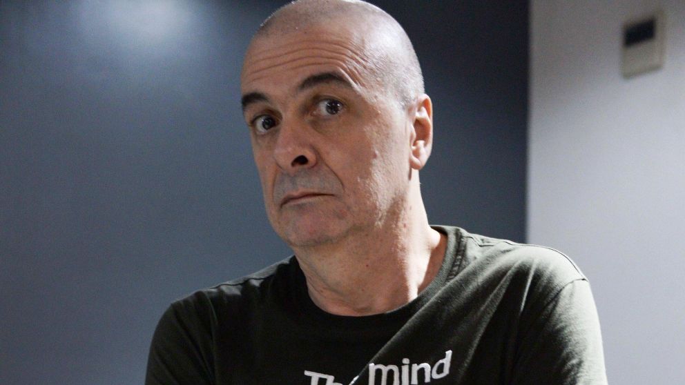 Con su humor tan particular, Atilio Veronelli contó cómo son sus días. (Foto Crónica: Nahuel Ventura)