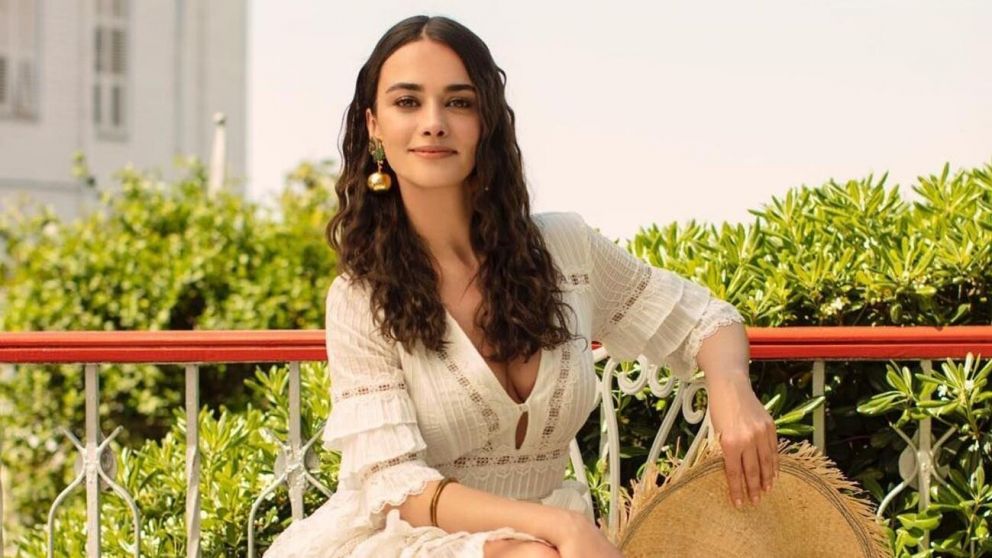 Ümit fuera de su personaje en "Züleyha".