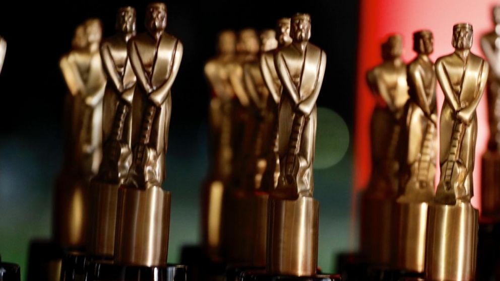 Conmemoración a los fallecidos en los Martín Fierro 2022.