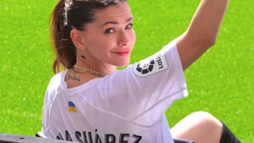 La China Suárez jugó al fútbol en el partido de las estrellas en el Wanda Metropolitano..