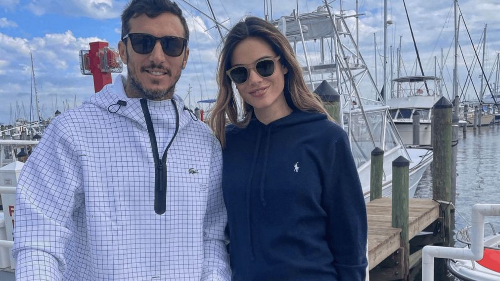 ¡Postal familiar! El cumpleaños de Pico Mónaco con Diana Arnopoulos y su hijo.